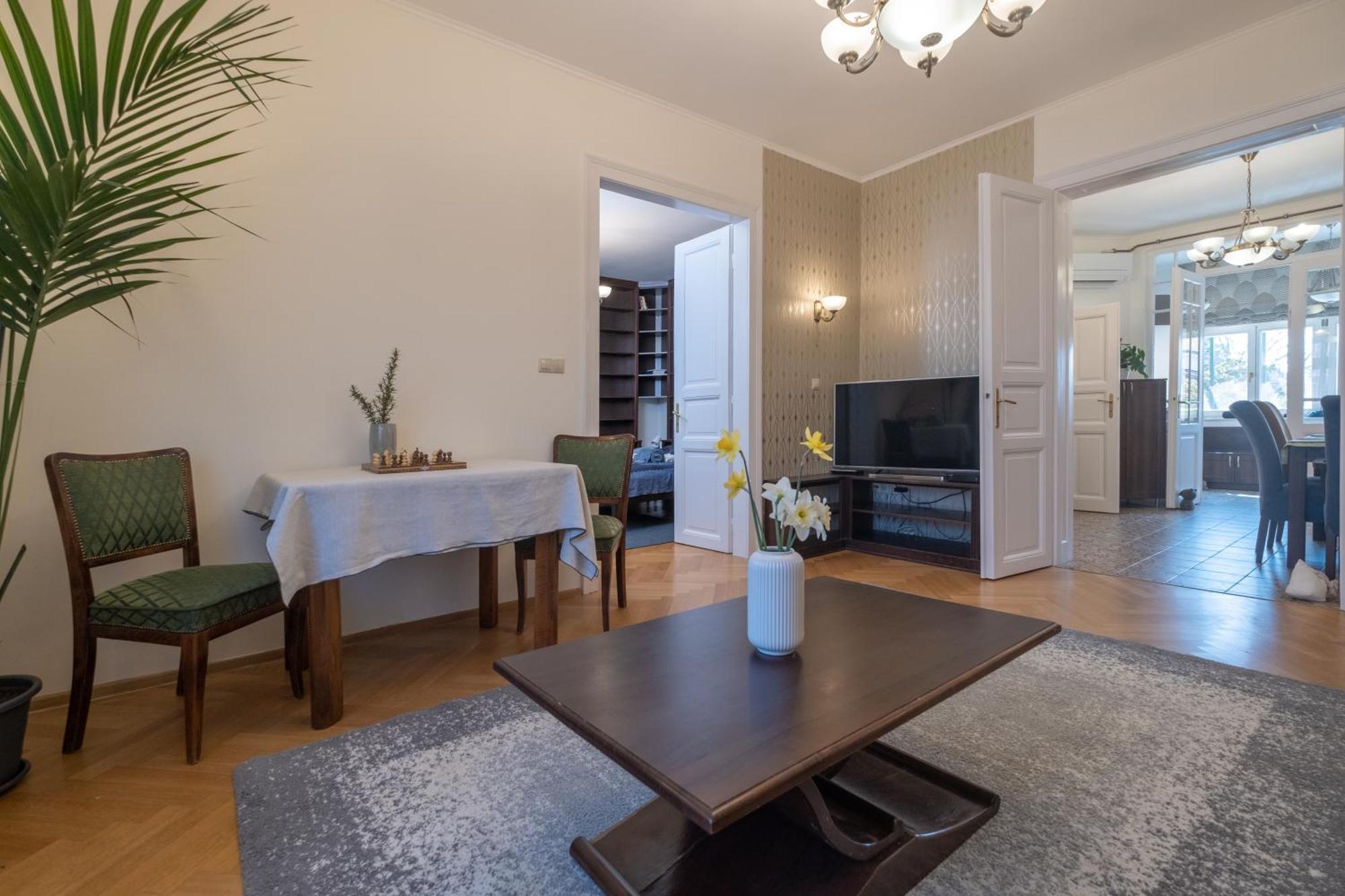 Giovanni'S Airport House Budapest Kültér fotó